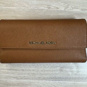 Michael Kors saffiano leather wallet